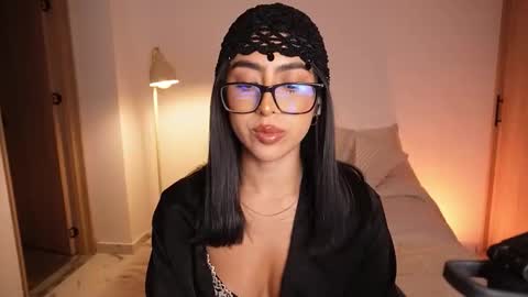 Sara  online show from 02/07/26, 01:53