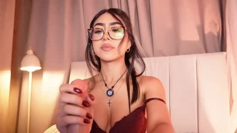 Sara  online show from 06/10/26, 03:39