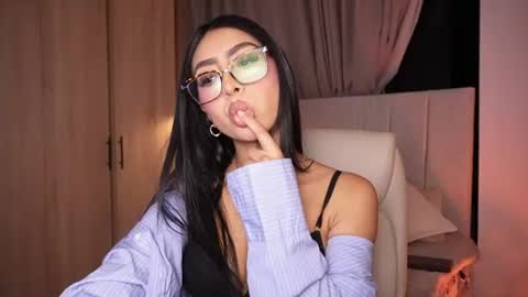 Sara  online show from 07/23/26, 12:57