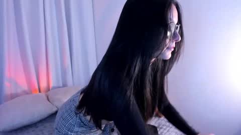 Sara  online show from 03/18/26, 06:38