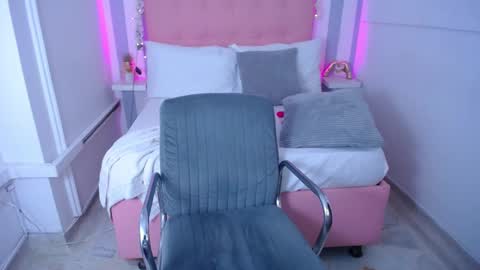 Snapshot of sara_angeelss chatting on 03/05/25, 03:08 Sara... online show from 03/05/25, 03:08