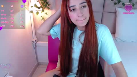 Snapshot of sara_angeelss chatting on 03/11/25, 11:12 Sara... online show from 03/11/25, 11:12