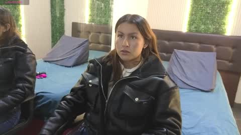 Sara online show from 04/05/26, 01:30