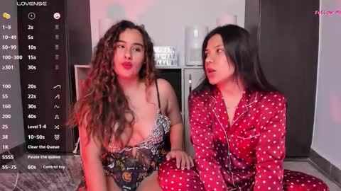  Sara London  online show from 10/25/25, 01:13