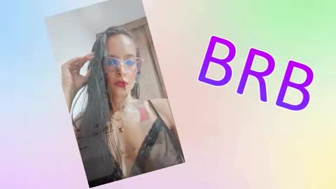 Snapshot of sara_carmona chatting on 10/01/25, 12:55 SARA online show from 10/01/25, 12:55