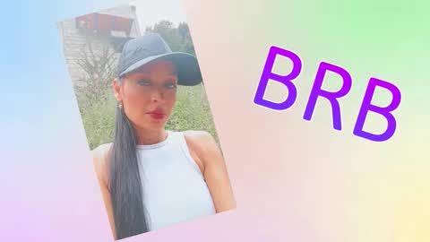 Snapshot of sara_carmona chatting on 10/16/25, 10:49 SARA online show from 10/16/25, 10:49