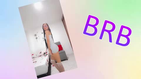 Snapshot of sara_carmona chatting on 10/18/25, 10:49 SARA online show from 10/18/25, 10:49