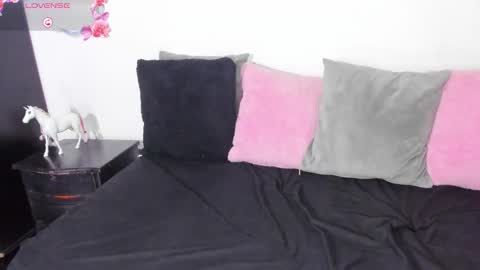 sara gonzalez online show from 09/14/25, 10:09