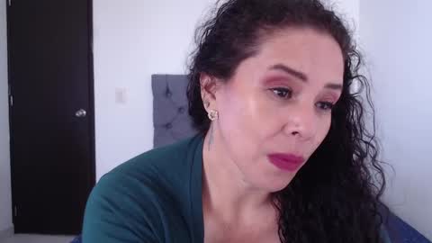 Sara hot46 online show from 12/18/24, 02:06