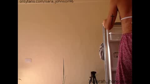 Snapshot of sara_johnson__ chatting on 01/16/25, 01:25 sara_johnson__ online show from 01/16/25, 01:25