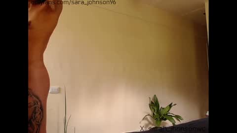 Snapshot of sara_johnson__ chatting on 01/23/25, 03:22 sara_johnson__ online show from 01/23/25, 03:22