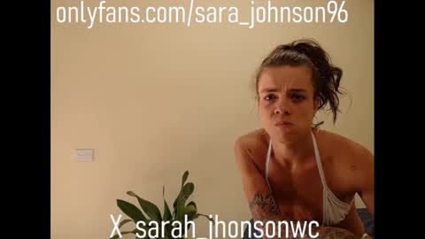 Snapshot of sara_johnson__ chatting on 02/09/25, 01:35 sara_johnson__ online show from 02/09/25, 01:35