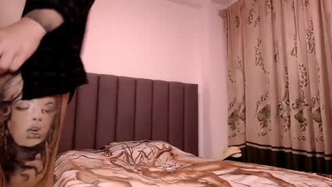 Snapshot of sara_johnson__ chatting on 05/29/26, 11:47 sara_johnson__ online show from 05/29/26, 11:47