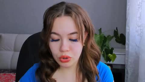 sara_kox online show from 02/25/25, 12:45