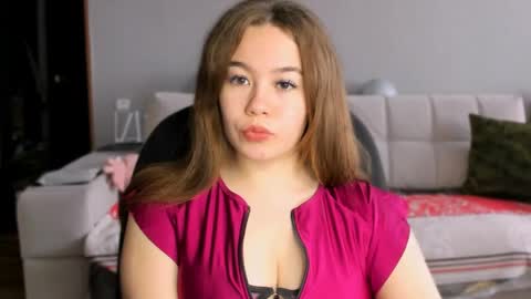 Snapshot of sara_kox chatting on 04/14/26, 11:27 sara_kox online show from 04/14/26, 11:27