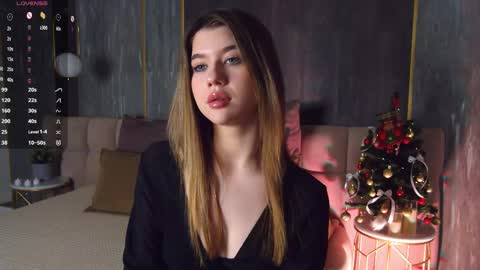 Sara online show from 12/15/25, 04:44