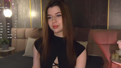 Snapshot of sara_lewiis chatting on 04/28/26, 04:56 Sara online show from 04/28/26, 04:56