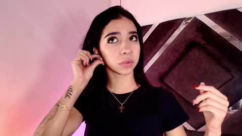 sara_lopee1 online show from 10/12/25, 11:53