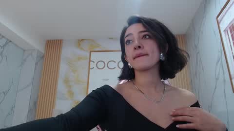 Sara  online show from 09/17/25, 01:02