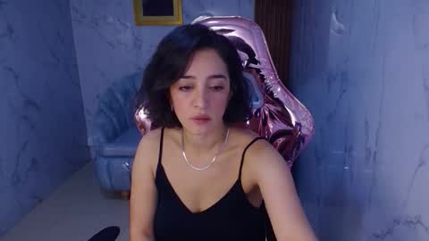 Sara  online show from 09/21/25, 01:24