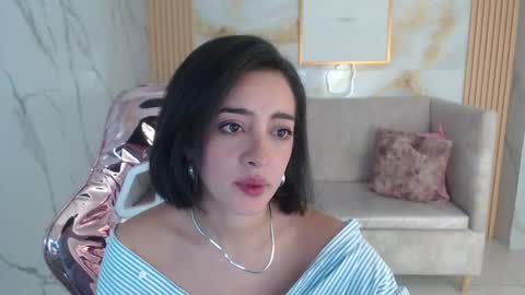 Sara  online show from 10/17/25, 01:57