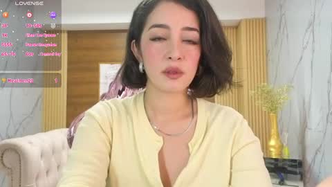 Snapshot of sara_lopez_s chatting on 06/06/26, 01:49 Sara online show from 06/06/26, 01:49