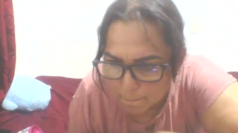 Snapshot of sara_love43 chatting on 07/19/26, 04:16 Sara love online show from 07/19/26, 04:16