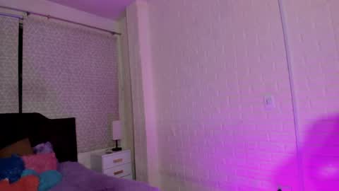 Snapshot of sara_love_1 chatting on 04/29/26, 02:59 Sara Love online show from 04/29/26, 02:59