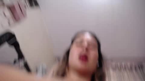 Snapshot of sara_martin_ chatting on 05/06/26, 02:00 sara online show from 05/06/26, 02:00