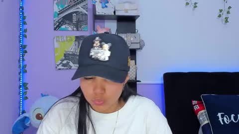 Sara Mendez online show from 02/19/25, 05:16