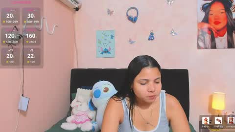 Snapshot of sara_mendez2_ chatting on 05/25/26, 11:44 Sara Mendez online show from 05/25/26, 11:44