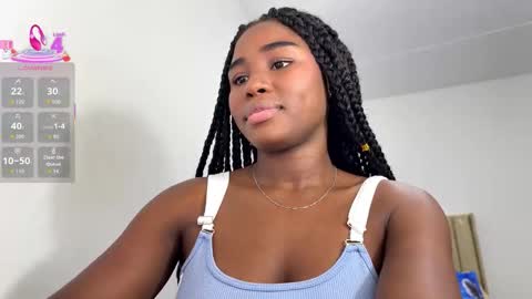 Snapshot of sara_muscle chatting on 01/13/26, 12:49 Sara online show from 01/13/26, 12:49