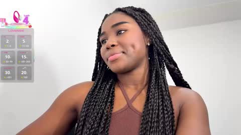 Snapshot of sara_muscle chatting on 02/03/26, 04:32 Sara online show from 02/03/26, 04:32