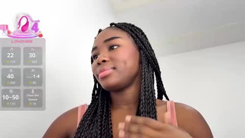 Snapshot of sara_muscle chatting on 02/13/26, 10:50 Sara online show from 02/13/26, 10:50