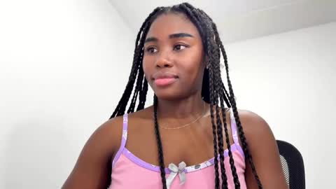 Snapshot of sara_muscle chatting on 02/26/26, 06:34 Sara online show from 02/26/26, 06:34