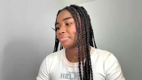 Snapshot of sara_muscle chatting on 03/16/26, 01:22 Sara online show from 03/16/26, 01:22