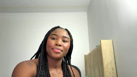 Snapshot of sara_muscle chatting on 03/29/26, 01:16 Sara online show from 03/29/26, 01:16