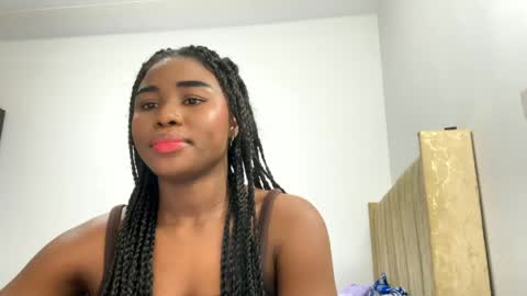 Snapshot of sara_muscle chatting on 05/20/26, 03:02 Sara online show from 05/20/26, 03:02