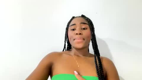 Snapshot of sara_muscle chatting on 05/26/26, 02:07 Sara online show from 05/26/26, 02:07