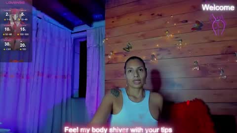 Snapshot of sara_thompson01 chatting on 10/07/25, 06:10 SARA online show from 10/07/25, 06:10