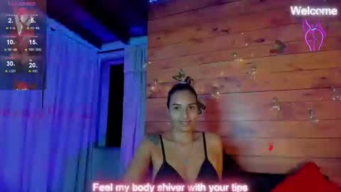 Snapshot of sara_thompson01 chatting on 10/08/25, 05:05 SARA online show from 10/08/25, 05:05