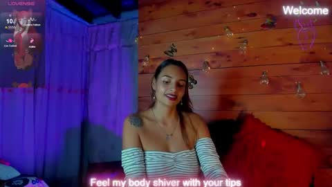 Snapshot of sara_thompson01 chatting on 10/09/25, 05:05 SARA online show from 10/09/25, 05:05