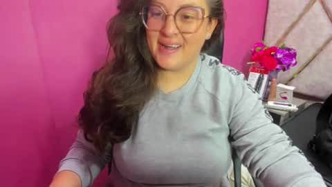 sara_thonson_ online show from 03/31/26, 03:30