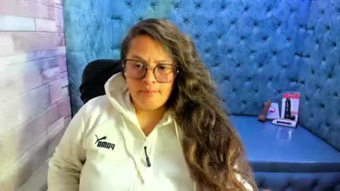 Snapshot of sara_thonson_ chatting on 07/22/26, 03:42 sara_thonson_ online show from 07/22/26, 03:42