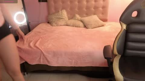 Snapshot of sara_valderrama_ chatting on 06/03/26, 11:57 sara_valderrama_ online show from 06/03/26, 11:57