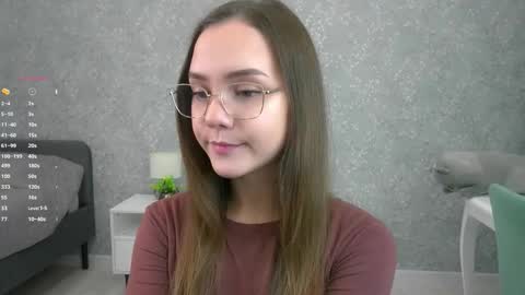 Im Sara  online show from 11/20/25, 07:02