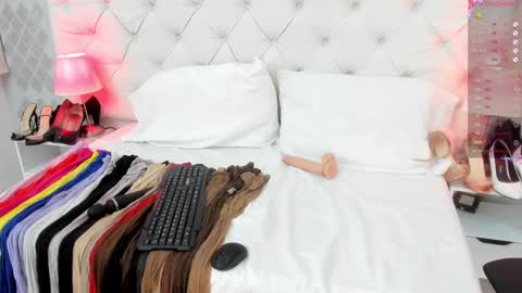 Saraa Gomez online show from 01/09/25, 06:38