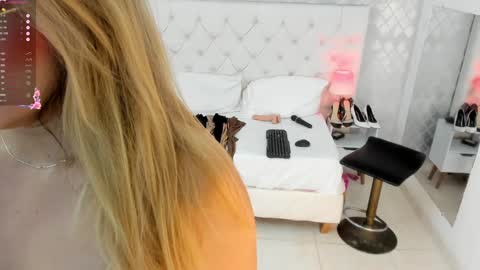 Saraa Gomez online show from 02/02/25, 01:02