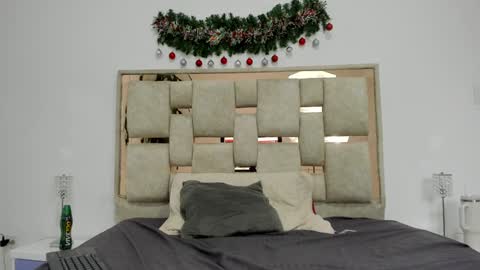 sara online show from 12/14/24, 09:18