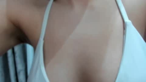 Queen Ssaraah online show from 02/20/25, 07:30